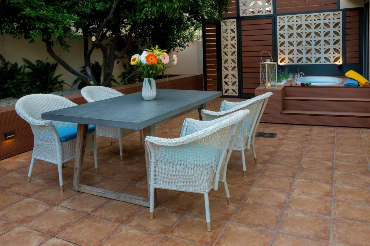 J&V Luxury Suites La Canea Esterno foto